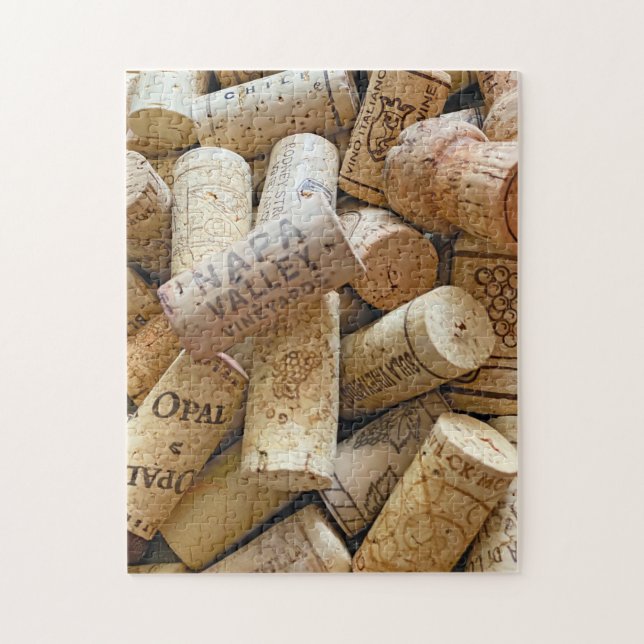 Quebra-cabeça Close Up of Red and White Wine Corks (Vertical)