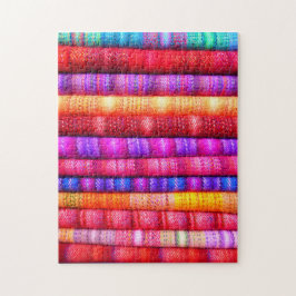 Quebra-cabeça coloridos tecidos tradicionais