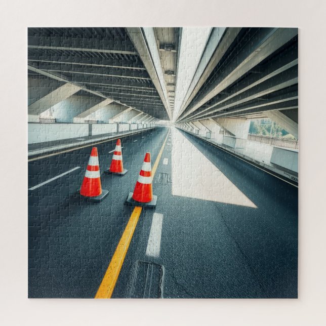 Quebra-cabeça Cones no túnel (Vertical)