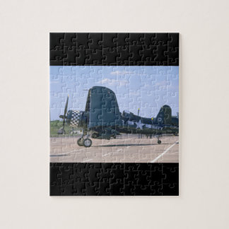 Quebra-cabeça Corsário de Vought F4U, planos dobrados de