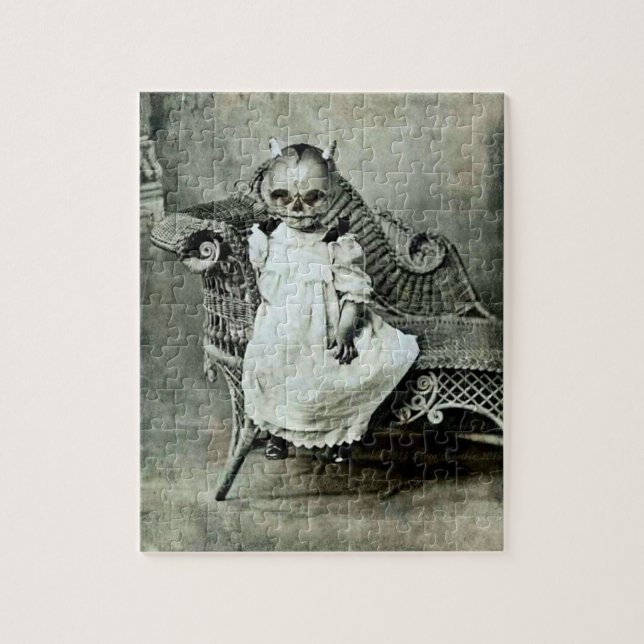 Quebra-cabeça Criança no traje do Dia das Bruxas (Vertical)