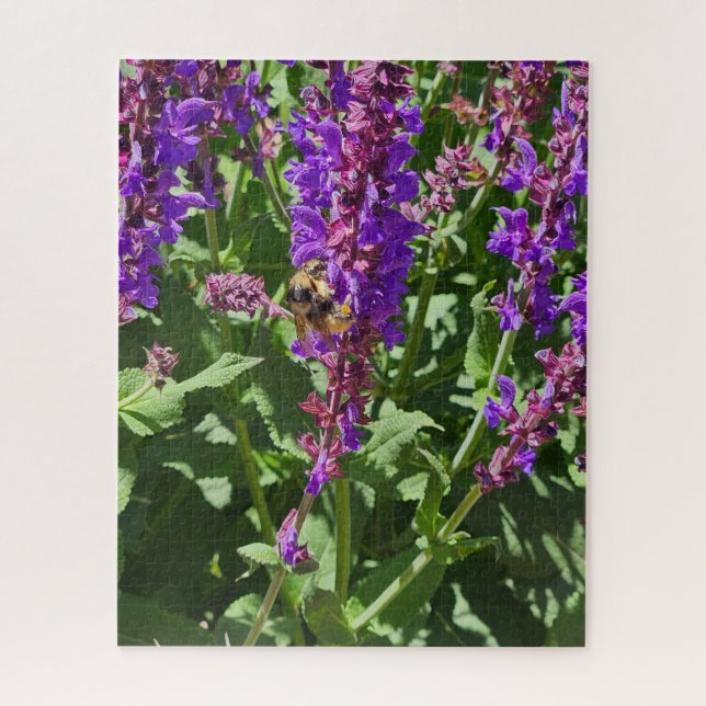 Quebra-cabeça de 252 peças com Abelha em Flores (Vertical)