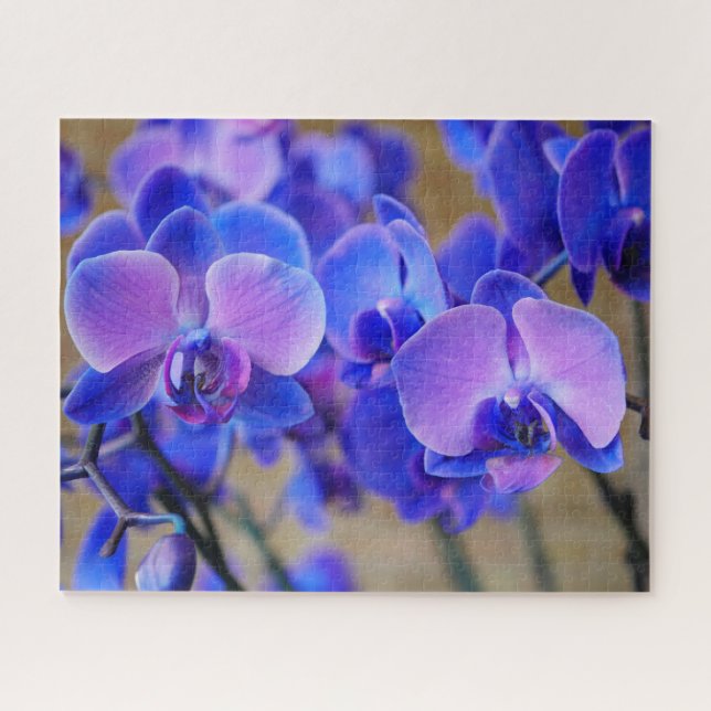 Quebra-cabeça de serra de pinheiro e orquídeas azu (Horizontal)