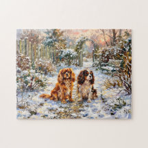 Dois Cavalier Spaniels em Caminho de Inverno