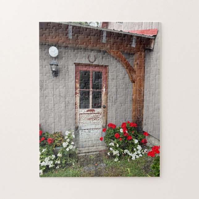 Quebra-cabeça Edifício rústico com porta antiga (Vertical)