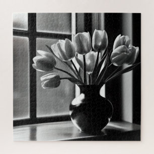 Quebra-cabeça "Elegância monocromática: Tulipas brancas pretas c