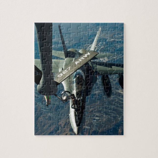 Quebra-cabeça F/A 18 reabastecimento (Vertical)