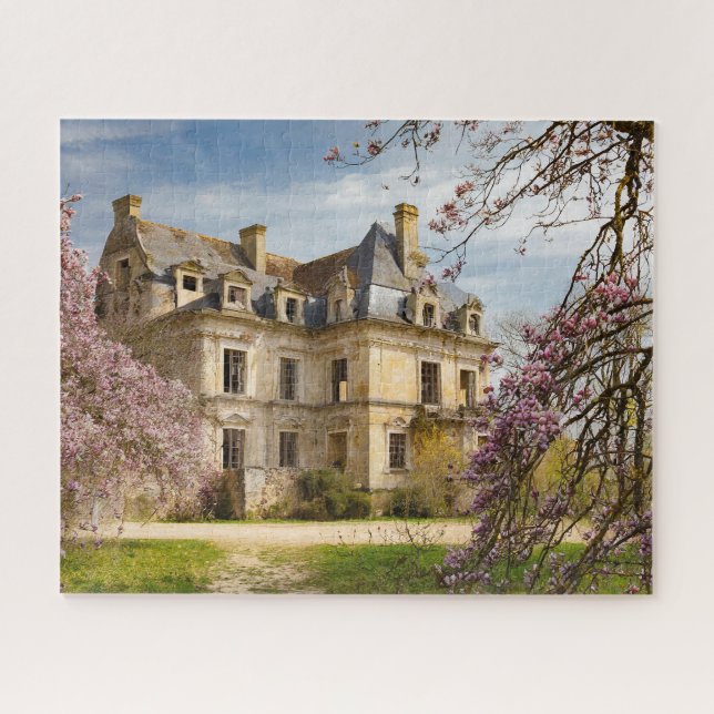 Quebra-cabeça Fantasy Decay French Chateau em Springtime (Horizontal)