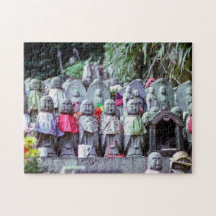 Quebra-cabeça Fileiras de pequenas estátuas de monges Jizo com b
