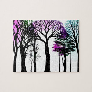 Quebra-cabeça Fundo Branco Árvores Negras Roxo Azul e Verde