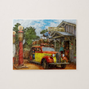 Quebra-cabeça Gas Station - Fresh delivery to Pie Town 1940