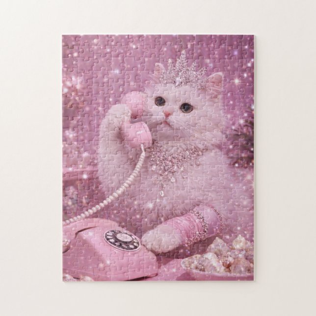 Quebra-cabeça Gatinha Princesa Glamurosa Usando Telefone Rosa    (Vertical)