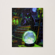 Gato negro permanece no Lair da bruxa