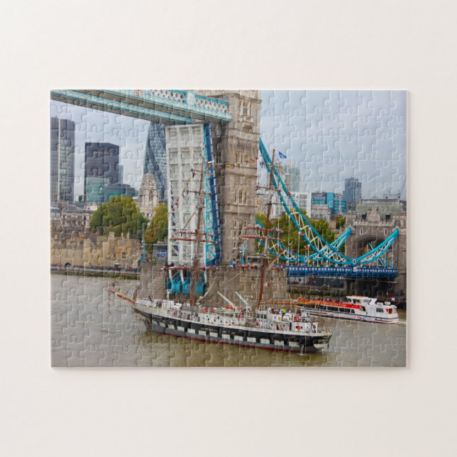 Quebra-cabeça Grandes Navios Rio Tâmisa Londres. (Horizontal)