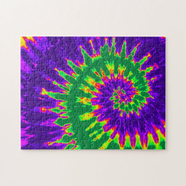Quebra-cabeça Groovy Verde e Roxo Tie Dye Espiral (Horizontal)