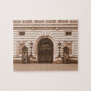 Quebra-cabeça Guardas do Palácio de Buckingham - 8x10 - 110 pc