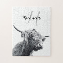 Quebra-cabeça Highland cow portrait initial monogram black white