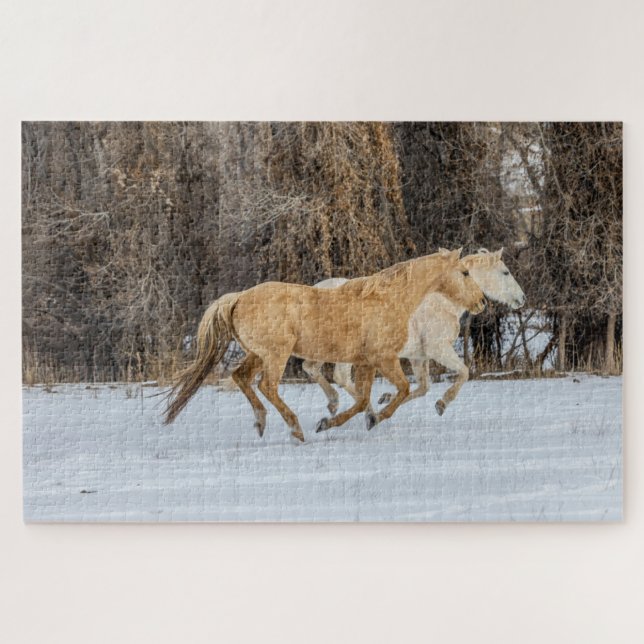 Quebra-cabeça Horses Running in Snow (Horizontal)