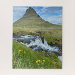 Quebra-cabeça Islândia Cerrado e Montanha com Flores 