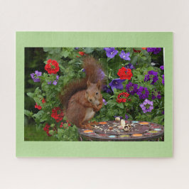 Quebra-cabeça Jantar de Esquilo no Jardim