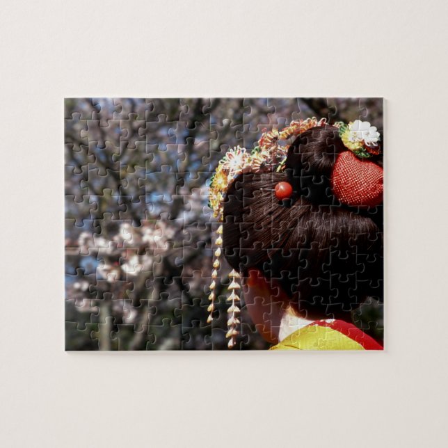 Quebra-cabeça Japão, Quioto. Vista traseira de geisha (Horizontal)