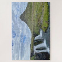 Kirkjufellsfoss Waterfall e Mountain, Islândia