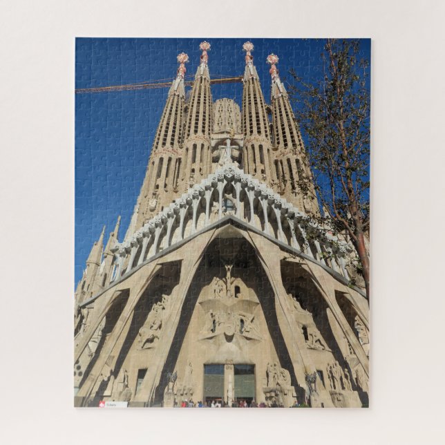 Quebra-cabeça La Sagrada Família, Barcelona, Espanha. 3560 (Vertical)