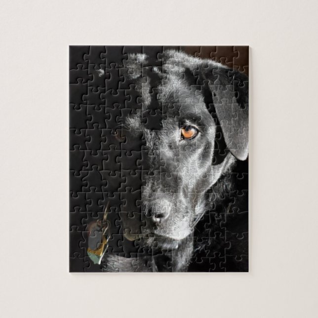 Quebra-cabeça Labrador retriever preto customizável (Vertical)