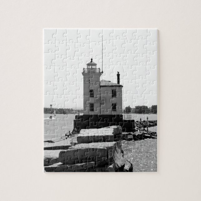 Quebra-cabeça Lago Erie Lighthouse (Vertical)