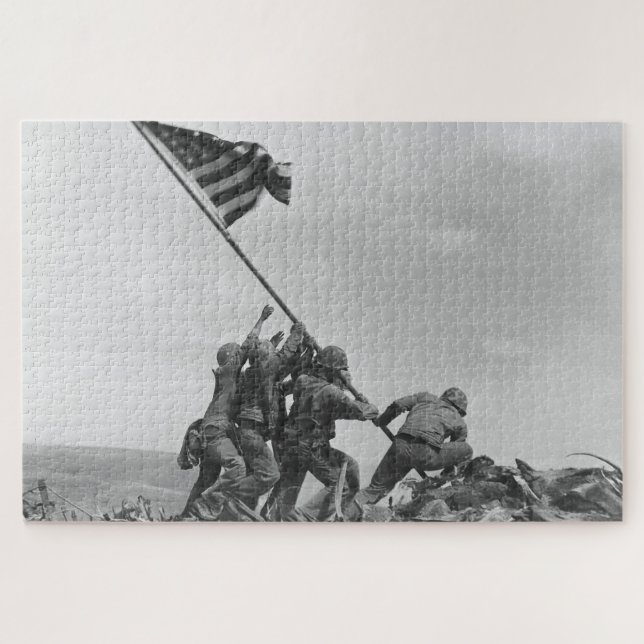 Quebra-cabeça Levantando a bandeira em Iwo Jima (Horizontal)