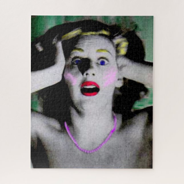 Quebra-cabeça Liz está horrorizada e apavorada (Vertical)