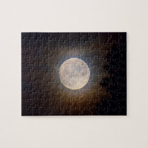 Quebra-cabeça Lua cheia rastejando pelas nuvens - 8x10