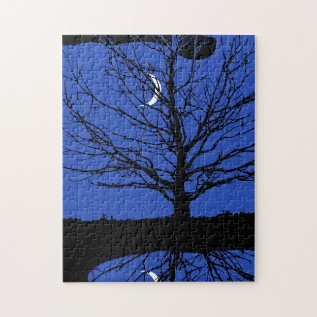 Quebra-cabeça Lua com árvore, azul cobalto, preto e branco (Vertical)