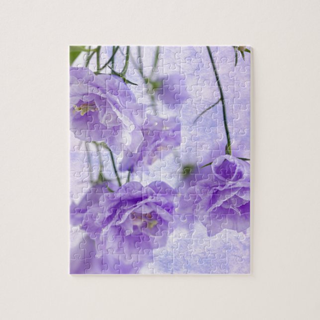 Quebra-cabeça Macro Flores de Campanela Roxas (Vertical)