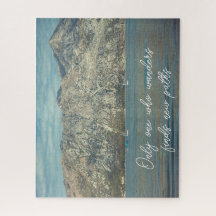 Mar Calmo e belas montanhas