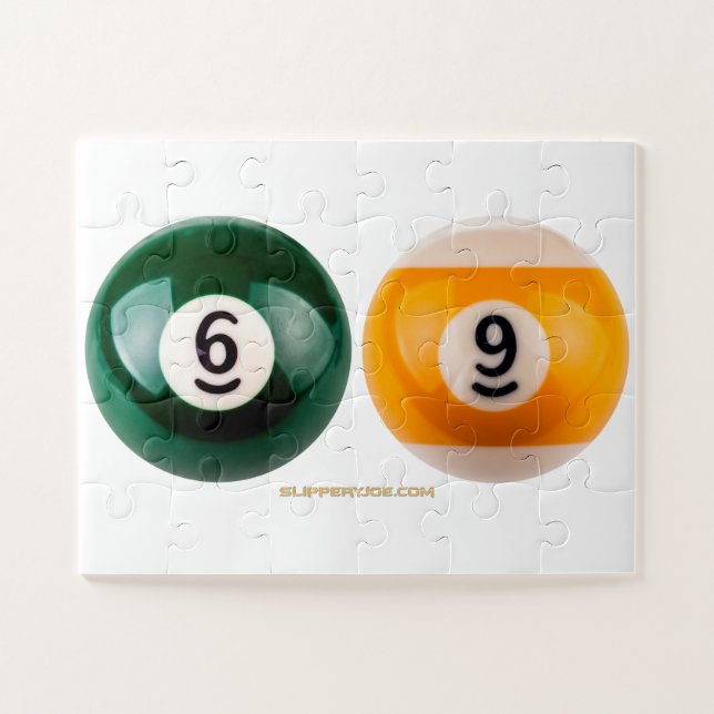 Quebra-cabeça Mesa de piscina 69 do SlipperyJoe, duas bolas de b (Horizontal)