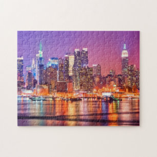 Quebra-cabeça Midtown Manhattan na noite com império Stae