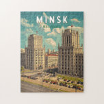 Quebra-cabeça Minsk Belarus Illustra Viagem Art Vintage<br><div class="desc">Design de viagem do vetor retrorreflector de Minsk. Minsk,  capital da Bielorrússia,  combina arquitetura soviética,  vida urbana vibrante e rica herança cultural.</div>