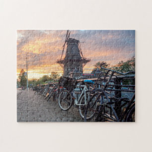 Quebra-cabeça Moinhos de vento de Amsterdã Holanda. Quebra-cabeç