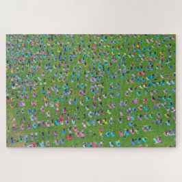 Quebra-cabeça Muitas pessoas fazendo ioga juntos de cima