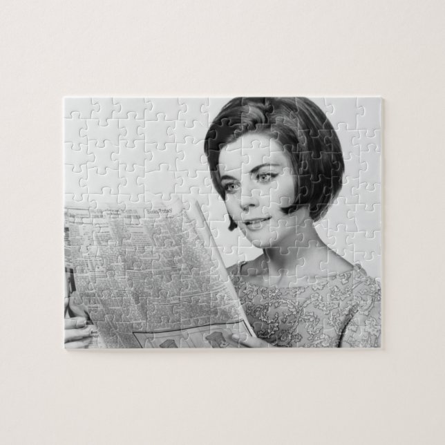 Quebra-cabeça Mulher Newpaper de leitura (Horizontal)