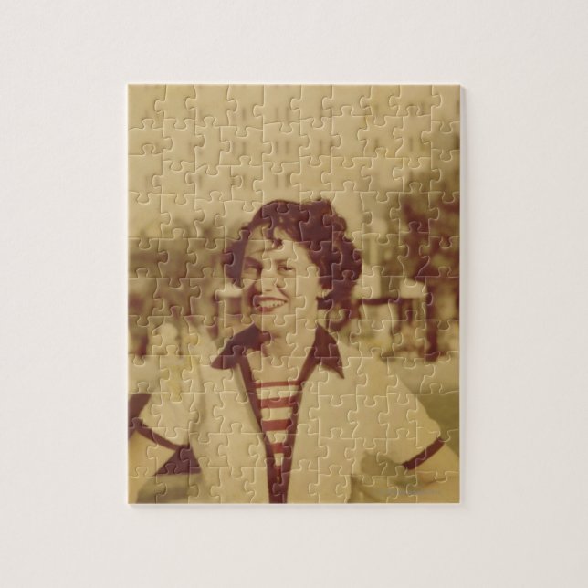 Quebra-cabeça Mulher que senta-se fora (Vertical)