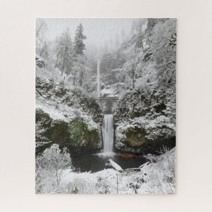 Quebra-cabeça Neve de inverno em Multnomah Falls em Oregon Jigse