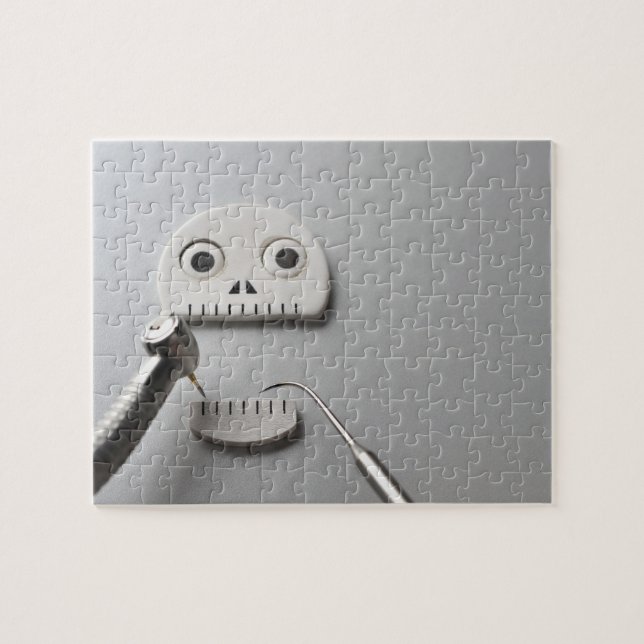 Quebra-cabeça O esqueleto que é utilizado para o tratamento dent (Horizontal)