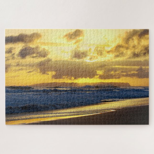 Quebra-cabeça Ondas caem na praia Kauai em Sunset, Havaí (Horizontal)
