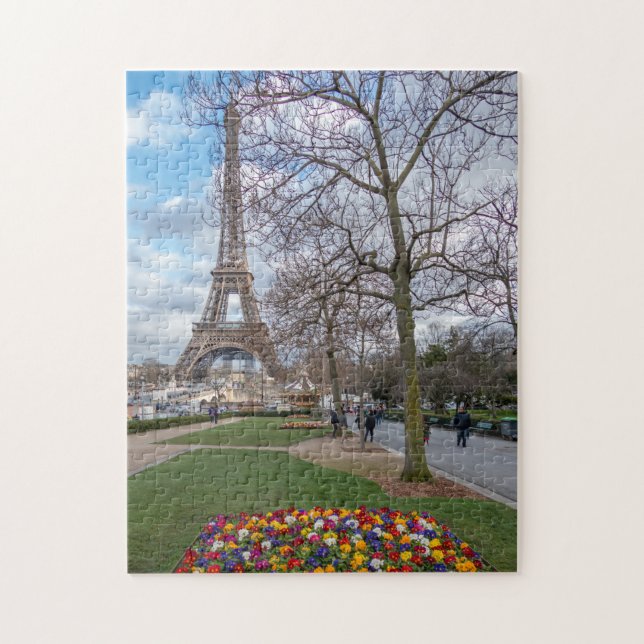 Quebra-cabeça Paris Eiffel Tower in Spring puzzle (Vertical)
