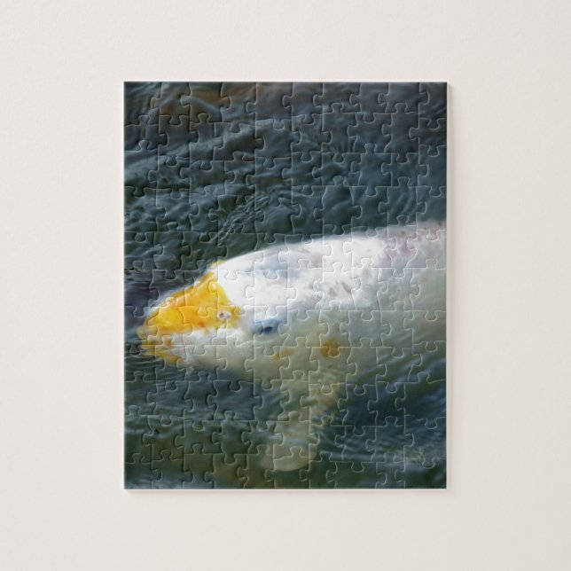 Quebra-cabeça Peixe Goldfish No Lago (Vertical)