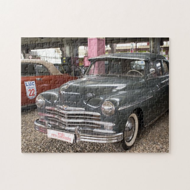 Quebra-cabeça Plymouth Especial De Luxe. Construído em 1949 (Horizontal)