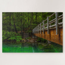 Ponte das nascentes do rio McKenzie, em Oregon