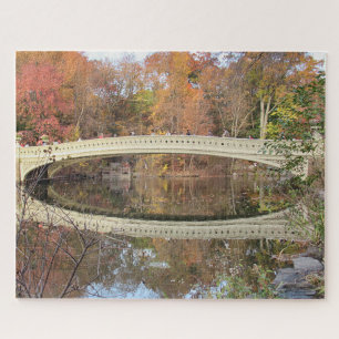 Quebra-cabeça Ponte do arco e Reflexão no outono, Central Park